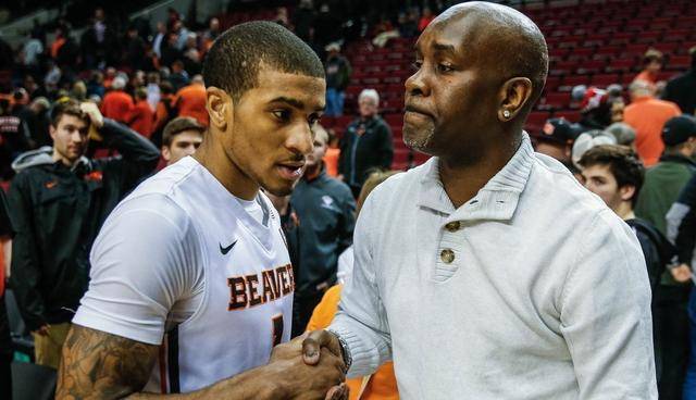 要在防守上 要在防守上