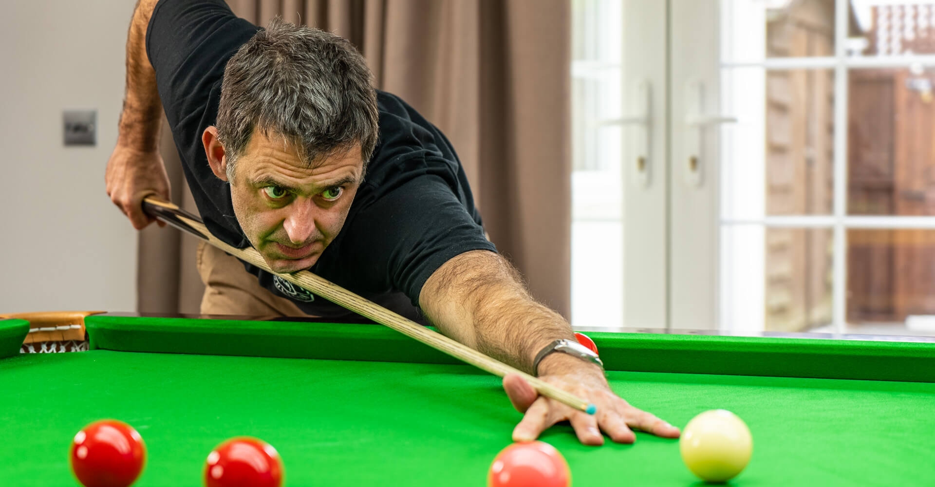 参与者施以 参与者施以